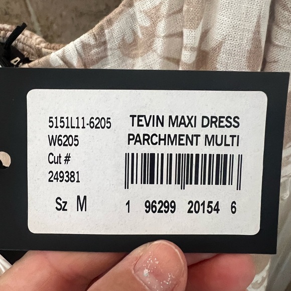 NWT Paige Tevin Boho Floral Maxi Dress Parchment m - Picture 5 of 8